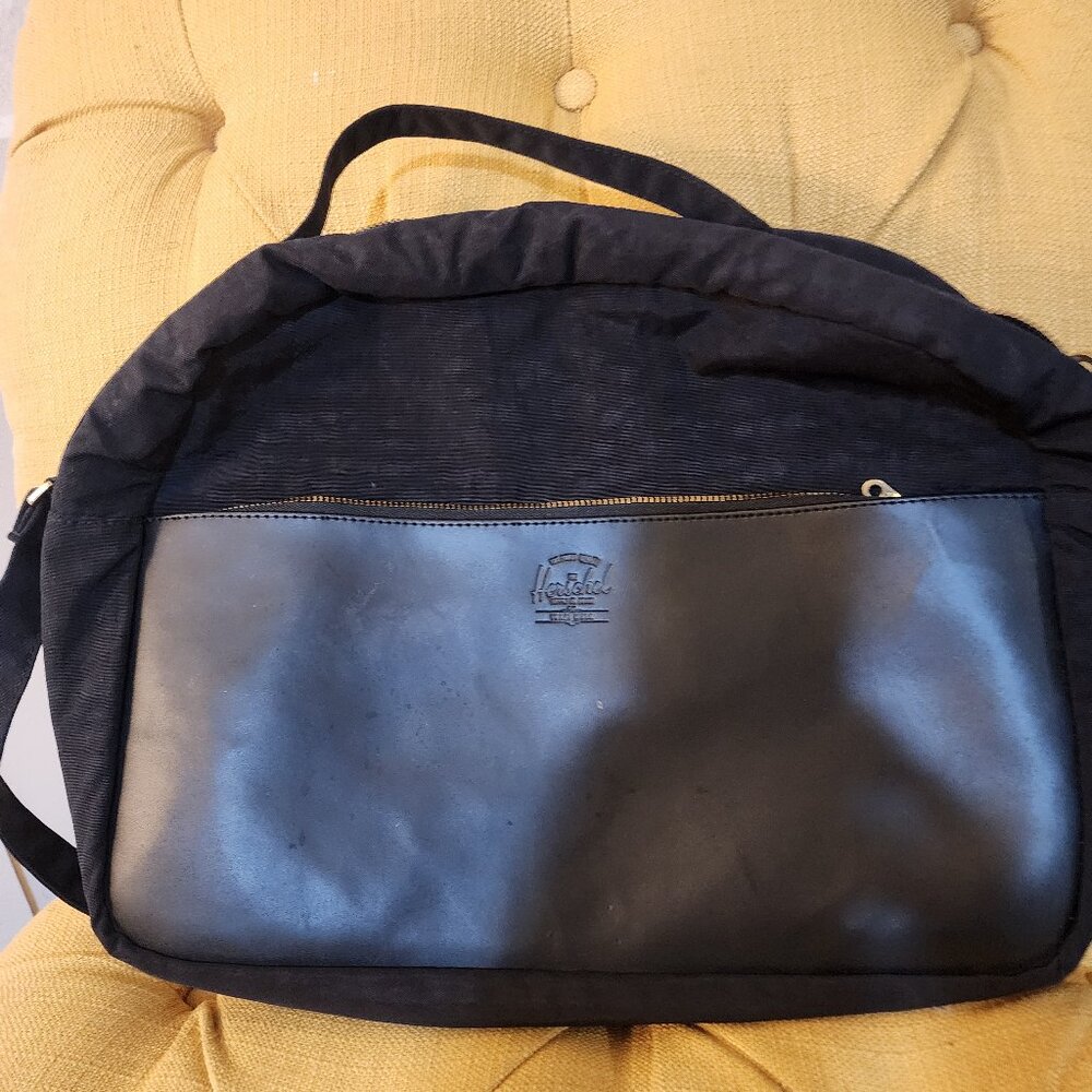 Herschel messenger bag